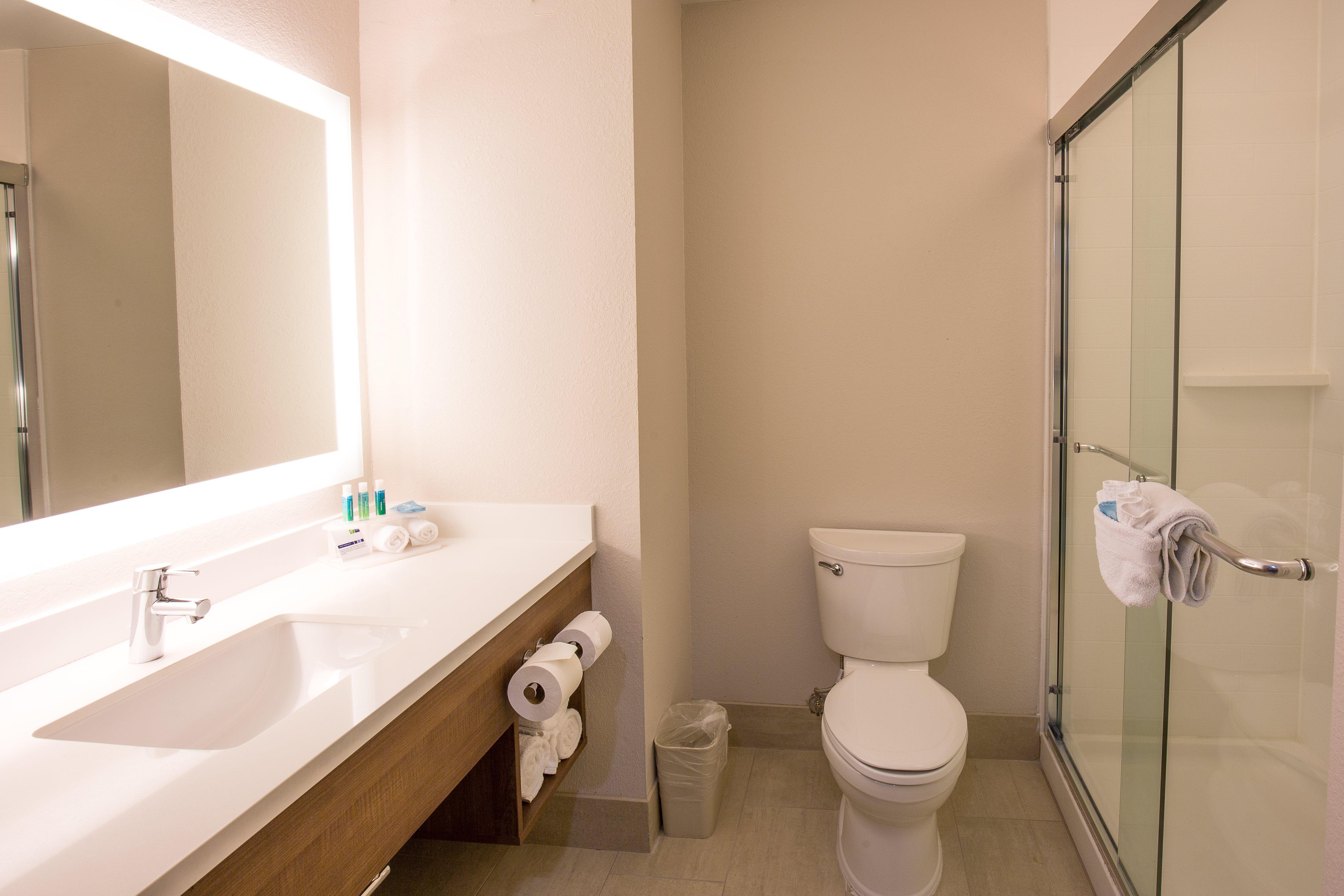 Holiday Inn Express Hotel & Suites Hesperia, An Ihg Hotel Bagian luar foto