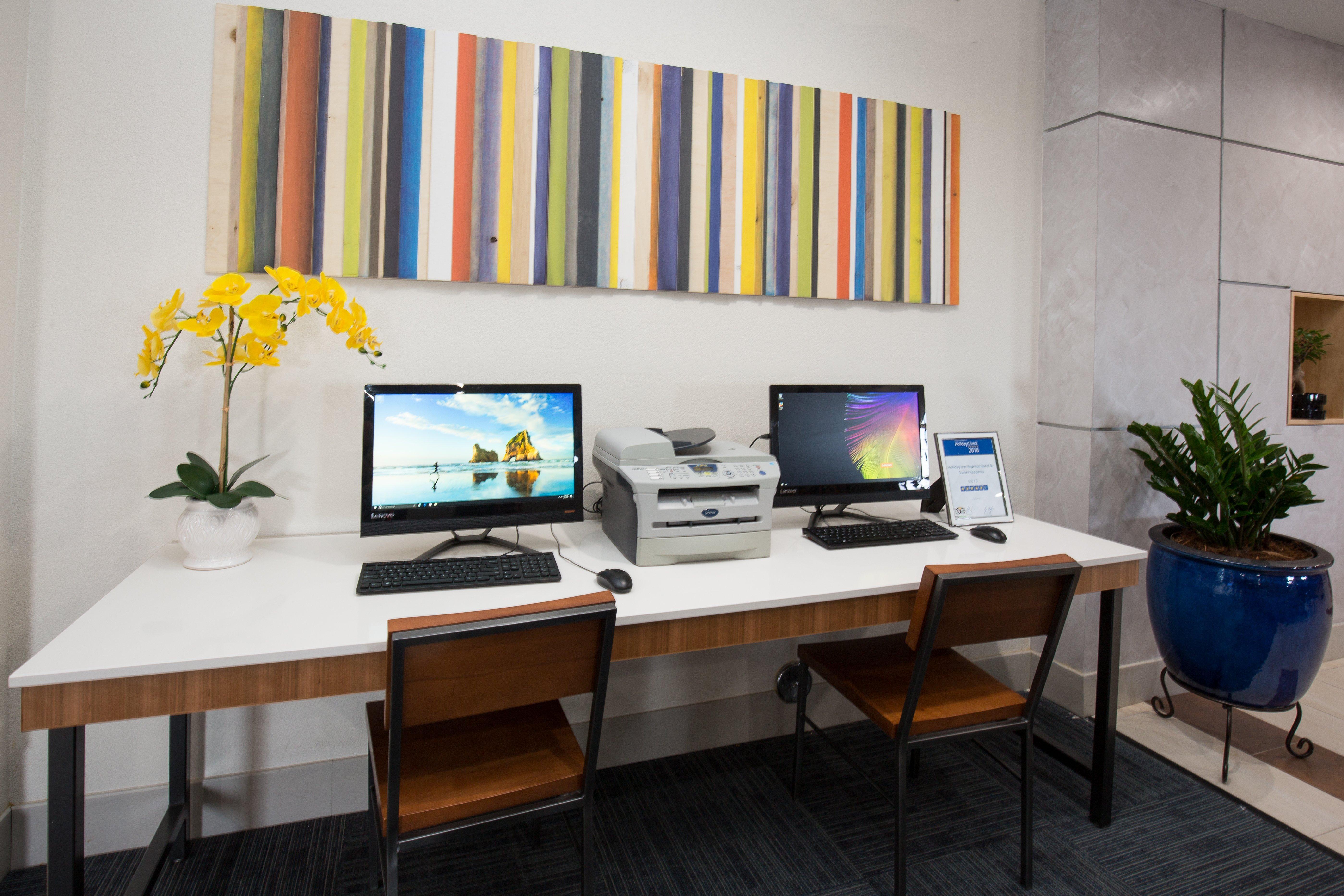 Holiday Inn Express Hotel & Suites Hesperia, An Ihg Hotel Bagian luar foto