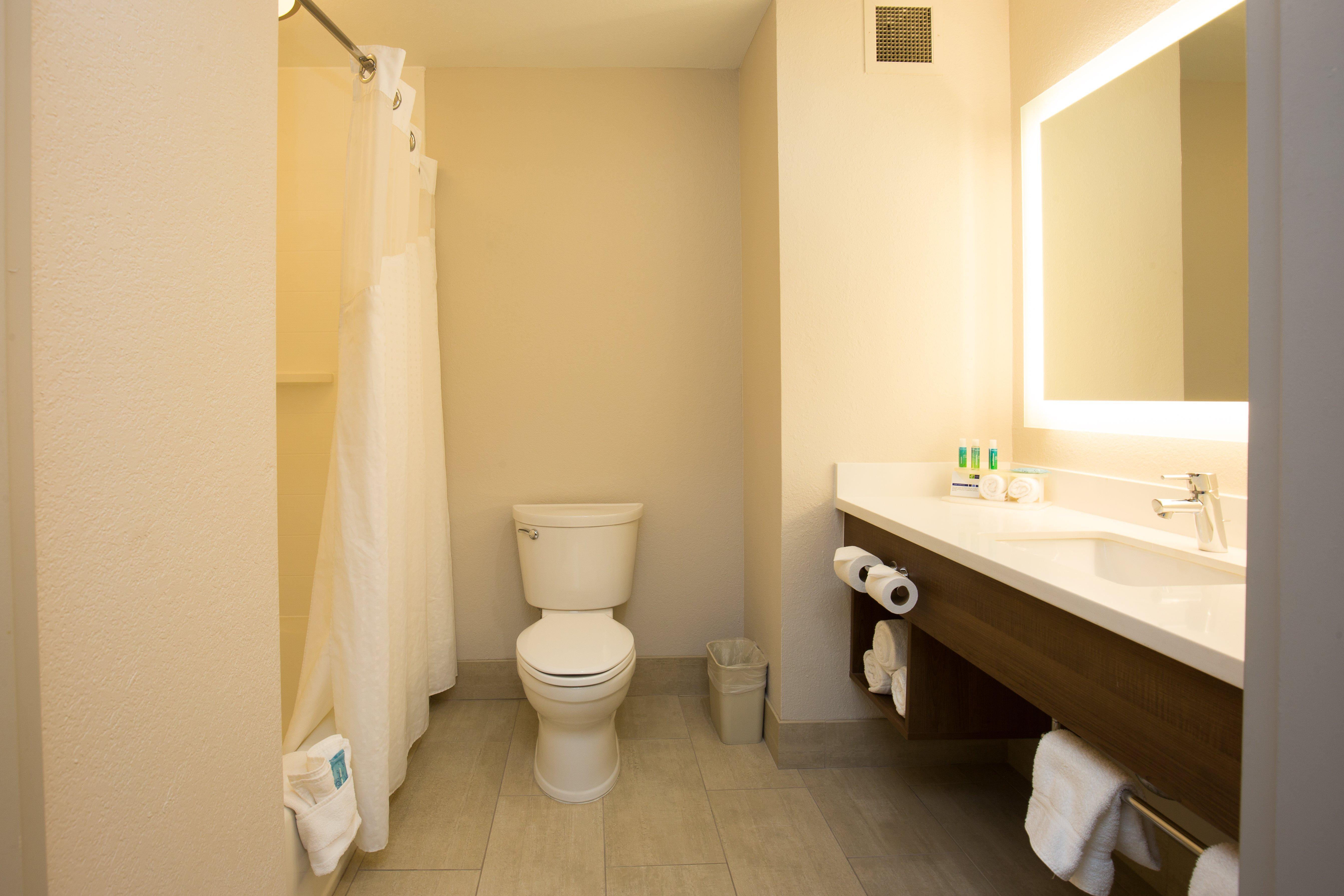Holiday Inn Express Hotel & Suites Hesperia, An Ihg Hotel Bagian luar foto