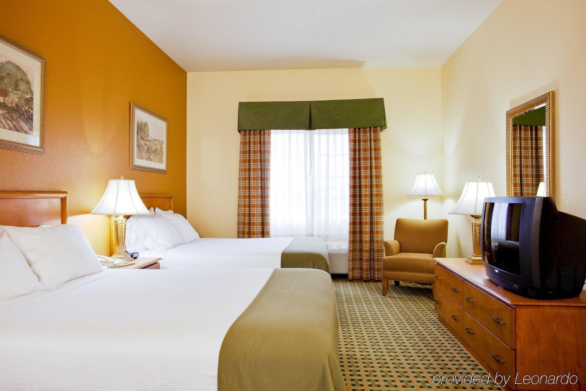 Holiday Inn Express Hotel & Suites Hesperia, An Ihg Hotel Ruang foto