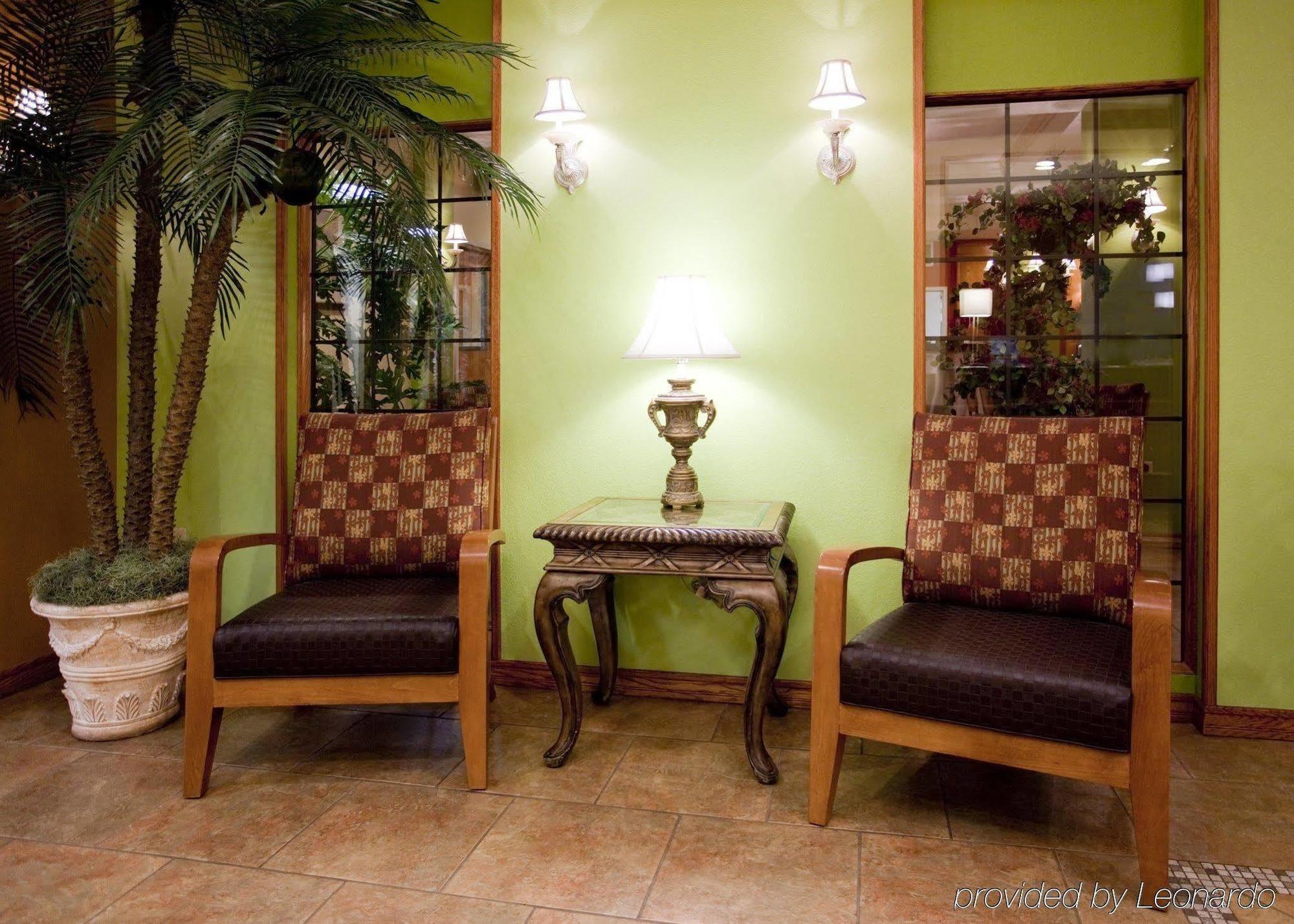 Holiday Inn Express Hotel & Suites Hesperia, An Ihg Hotel Bagian luar foto